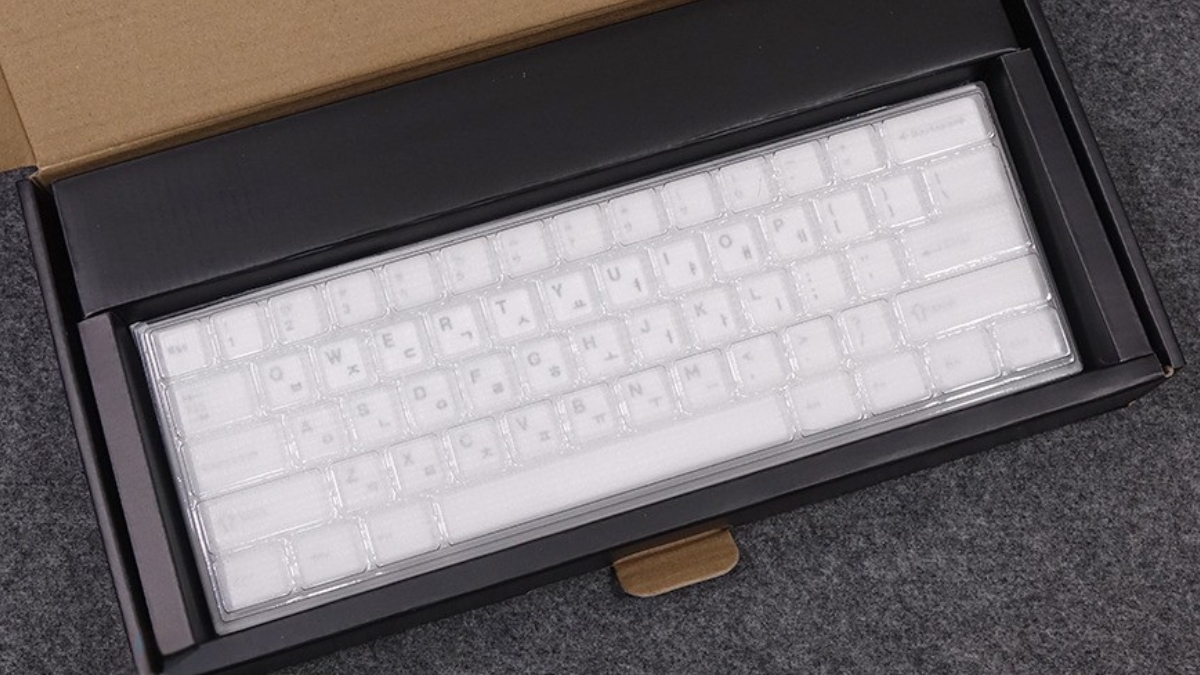 Akko MonsGeek FUN60 MAX hộp cứng với cover bên ngoài và hộp phụ in logo MONSGEEK bên trong