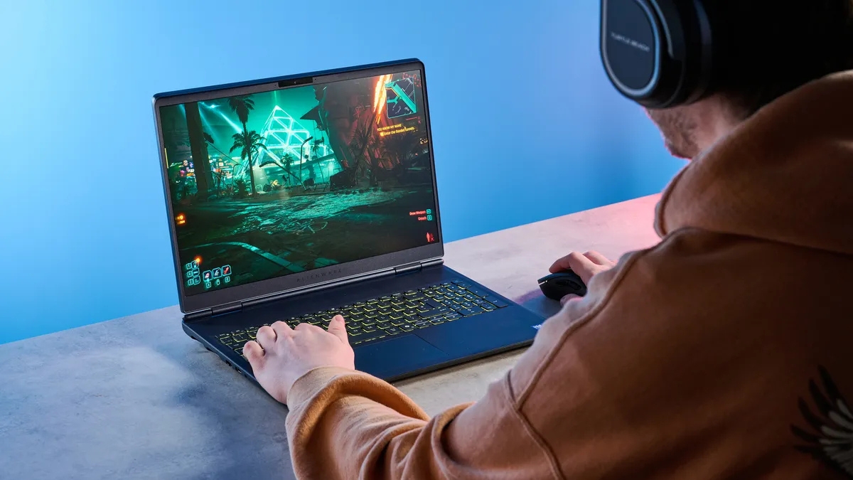 Đánh giá Alienware 16X Aurora laptop gaming cao cấp màn hình 2.5K 240Hz hiệu năng mạnh mẽ chơi game AAA