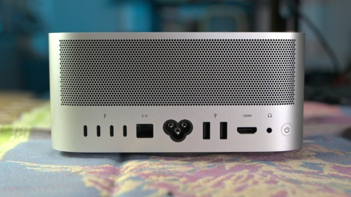 Đánh giá Apple Mac Studio M5 Ultra với hệ thống cổng phía sau