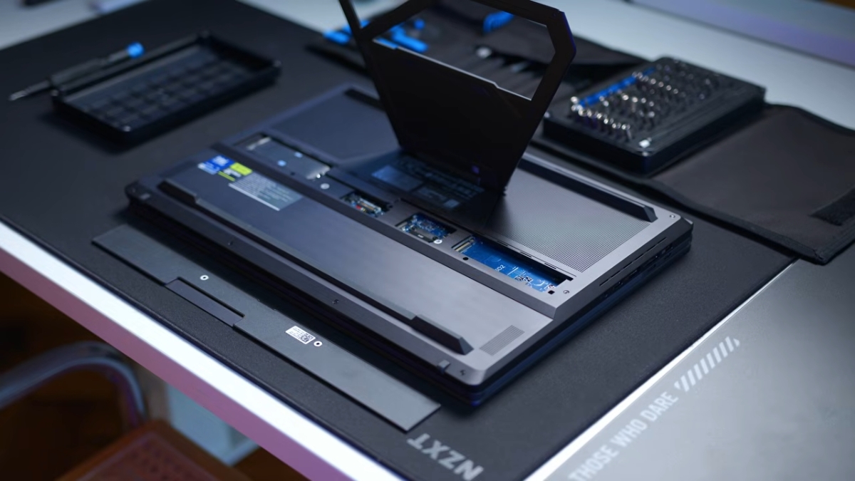 Đánh giá Asus ROG Zephyrus Duo GX651 với khả năng nâng cấp SSD tiện lợi