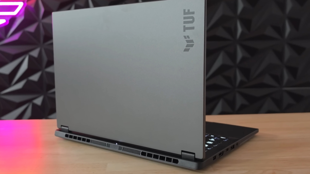 Đánh giá ASUS TUF A14 với Ryzen AI Max+ 392 và iGPU Radeon 8060S cho hiệu năng gaming đáng chú ý