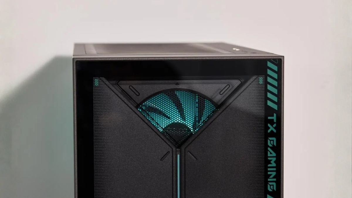 Đánh giá ASUS TUF Gaming 7X với mặt kính cường lực 6.5H giúp tăng độ bền và tính thẩm mỹ