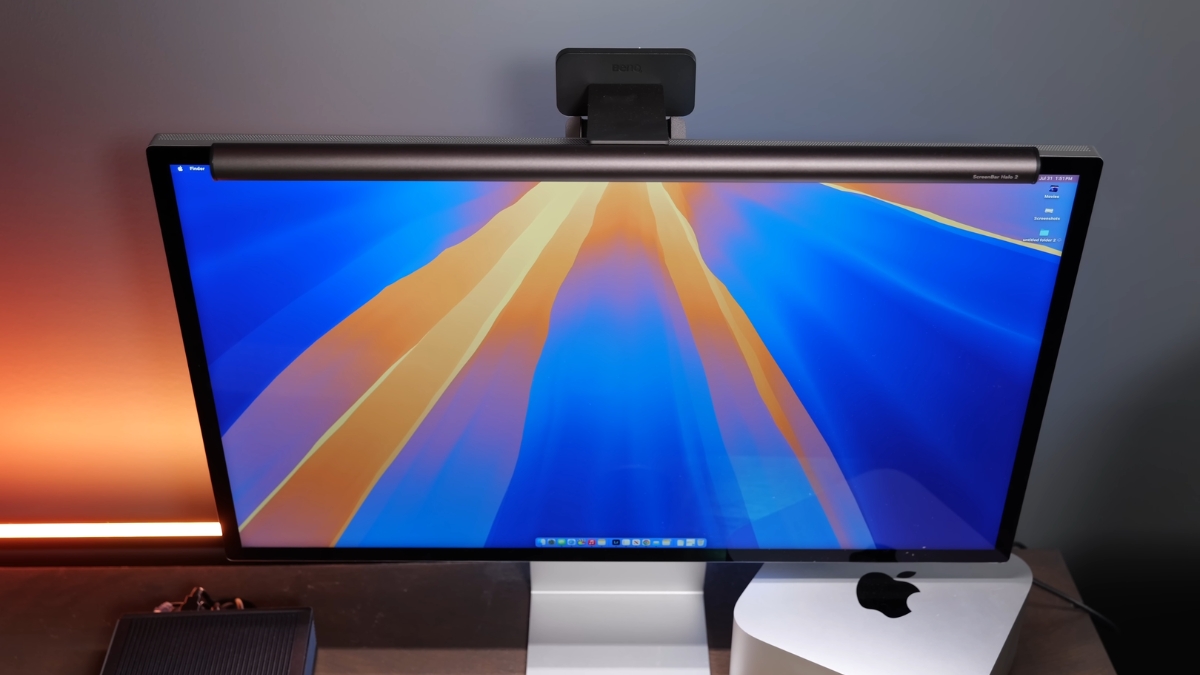 Đánh giá BenQ ScreenBar Halo 2 với thiết kế kẹp màn hình gọn gàng