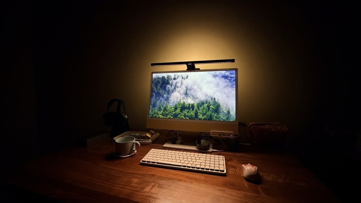 Đánh giá BenQ ScreenBar Halo 2 với hệ thống đèn trước và đèn sau giảm mỏi mắt