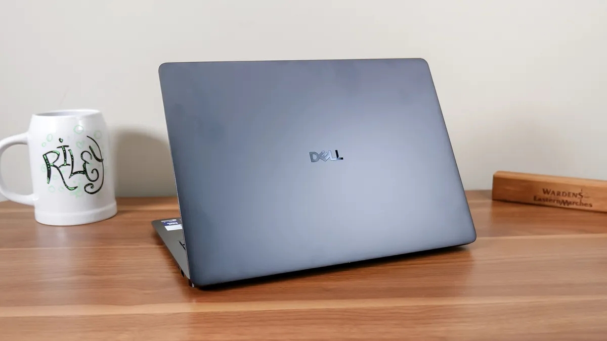 Đánh giá Dell 14S: Một chiếc "XPS giá rẻ"! Đánh giá Dell 14S: Một chiếc "XPS giá rẻ"!