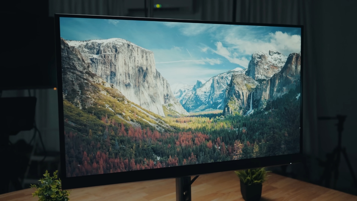 Đánh giá Dell UltraSharp U3226Q tần số quét 120Hz hiển thị mượt