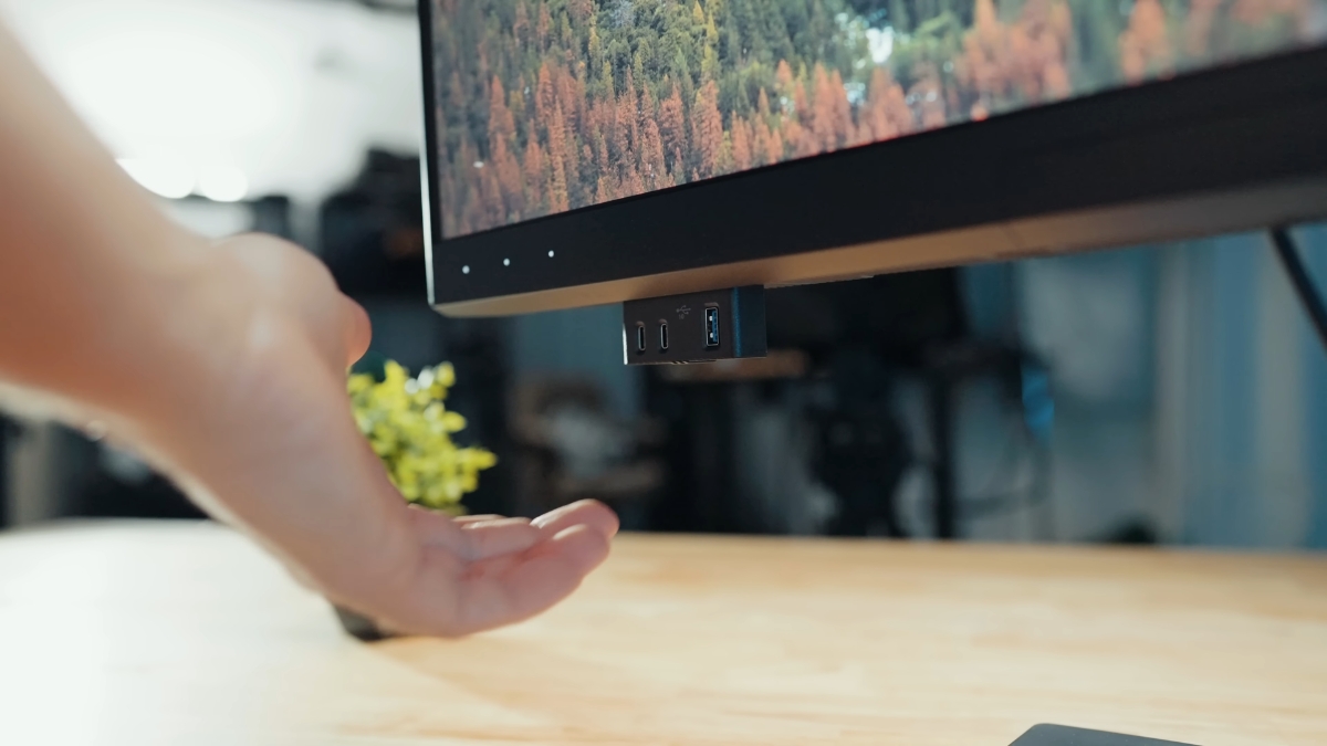 Đánh giá Dell UltraSharp U3226Q cổng Thunderbolt 4 HDMI USB RJ45 đầy đủ