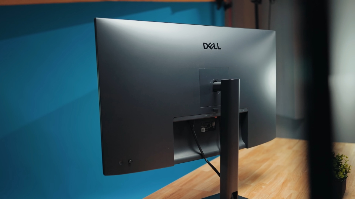 Đánh giá Dell UltraSharp U3226Q: Màn hình 68 triệu mà độ phân giải chỉ 4K liệu có xứng đáng?