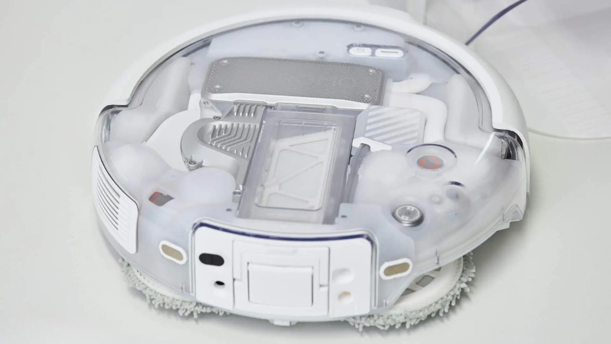 Đánh giá DJI ROMO 2 với thiết kế trắng bán trong suốt hiện đại và tối giản hơn