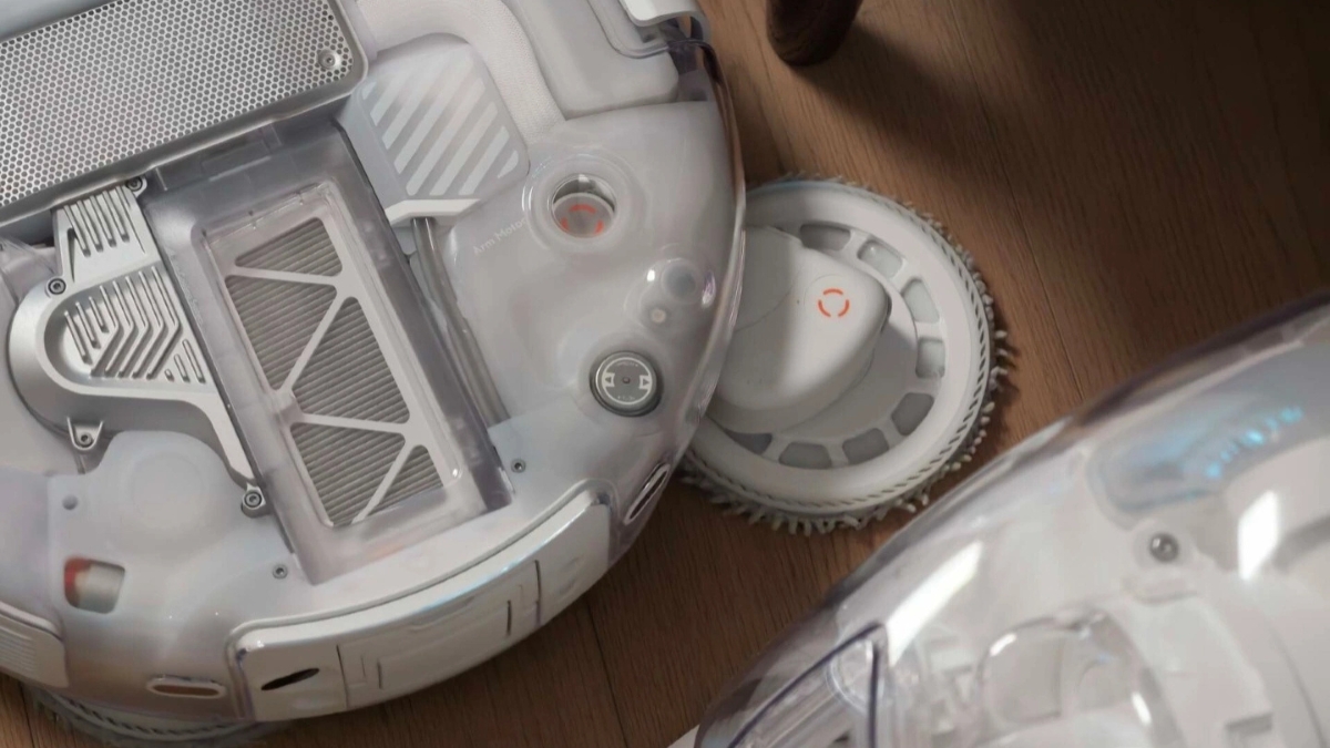 Đánh giá DJI ROMO 2 với cánh tay cơ học 123 độ hỗ trợ làm sạch góc cạnh hiệu quả hơn