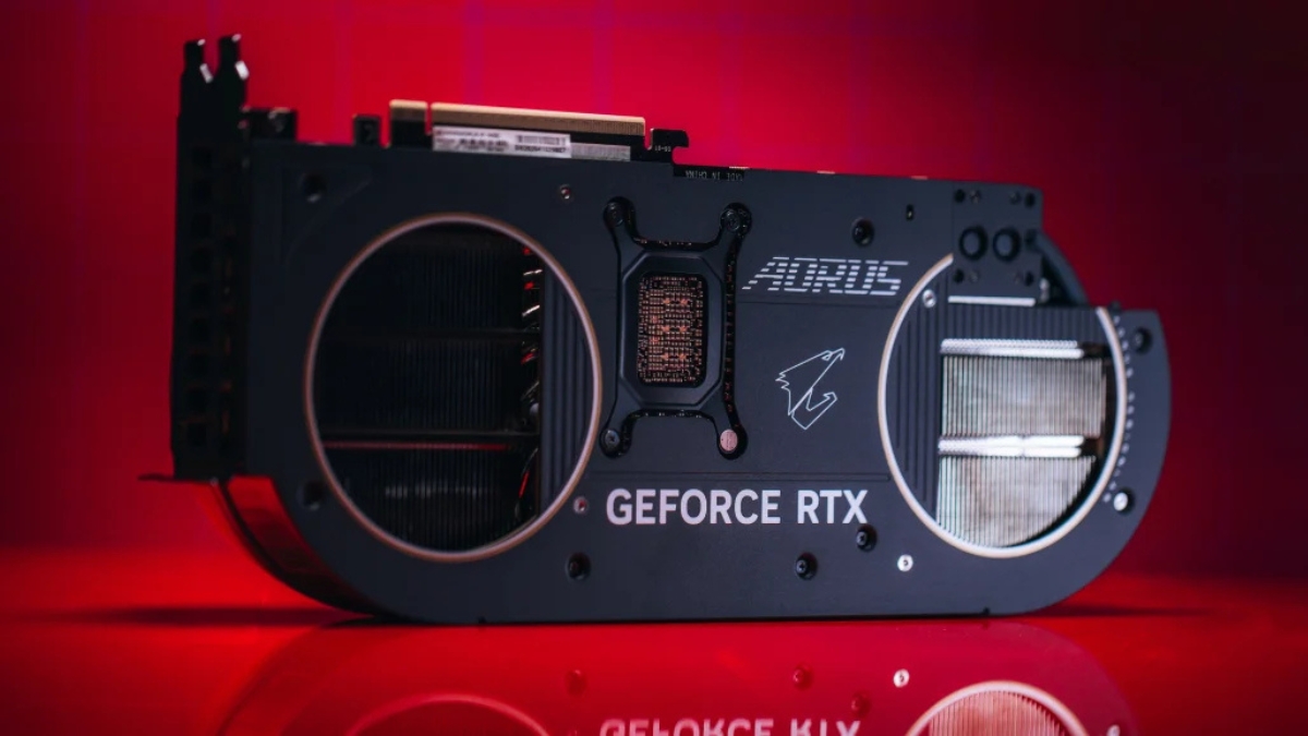 Đánh giá Gigabyte Aorus RTX 5080 Infinity 16G mức xung nhịp 2,805 MHz