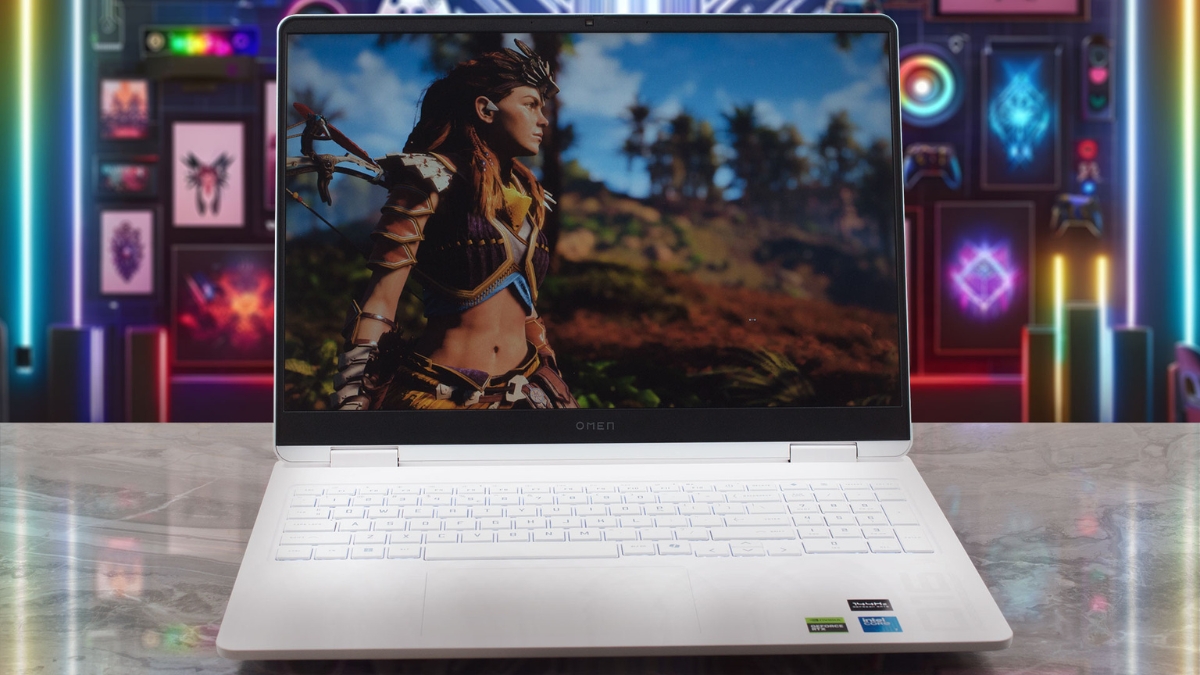 Đánh giá HP OMEN 16 2025 với màn hình 16 inch tỉ lệ 16:10, tấm nền IPS độ phân giải 1920 x 1200 và tần số quét cao cho trải nghiệm hiển thị mượt mà.