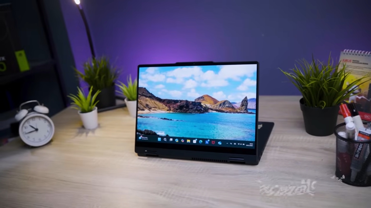 Đánh giá Lenovo IdeaPad 5 2 trong 1 14IPH11 với thiết kế xoay gập linh hoạt cùng nền tảng Intel Panther Lake