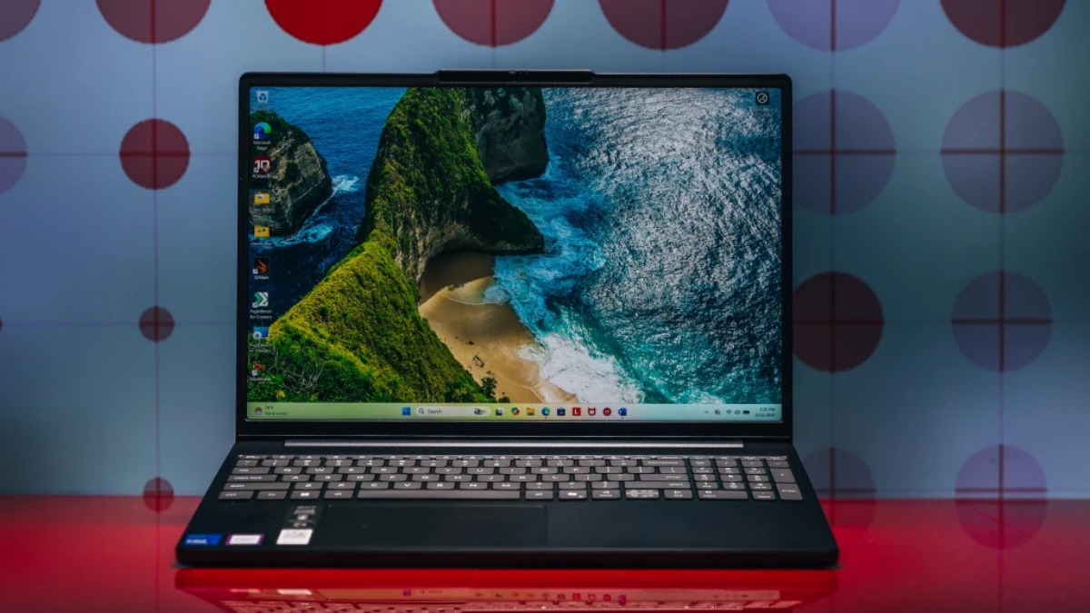 Đánh giá Lenovo IdeaPad Slim 3i 15 (2026) với màn hình cảm ứng 15.3 inch 120Hz