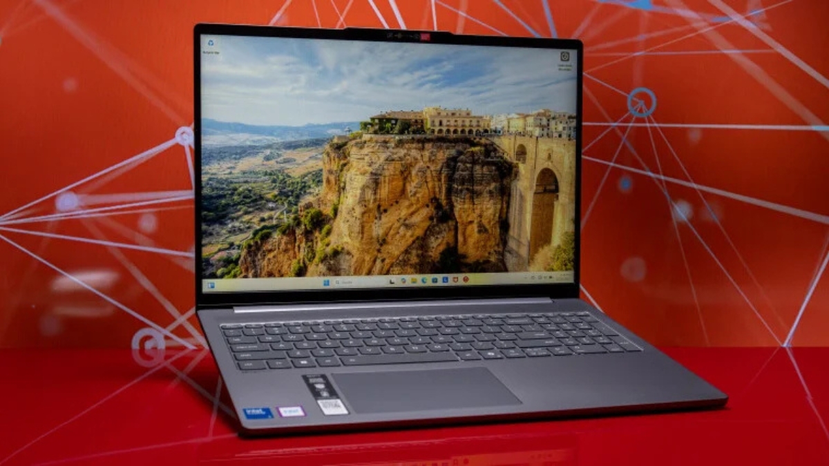 Đánh giá Lenovo IdeaPad Slim 5i Gen 10 với thiết kế mỏng nhẹ hướng đến người dùng văn phòng và học tập