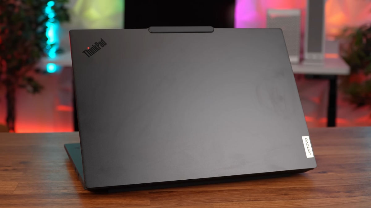 Đánh giá Lenovo ThinkPad T14 Gen 6 Intel: Kết hợp hoàn hảo giữa nét ThinkPad truyền thống và công nghệ hiện đại