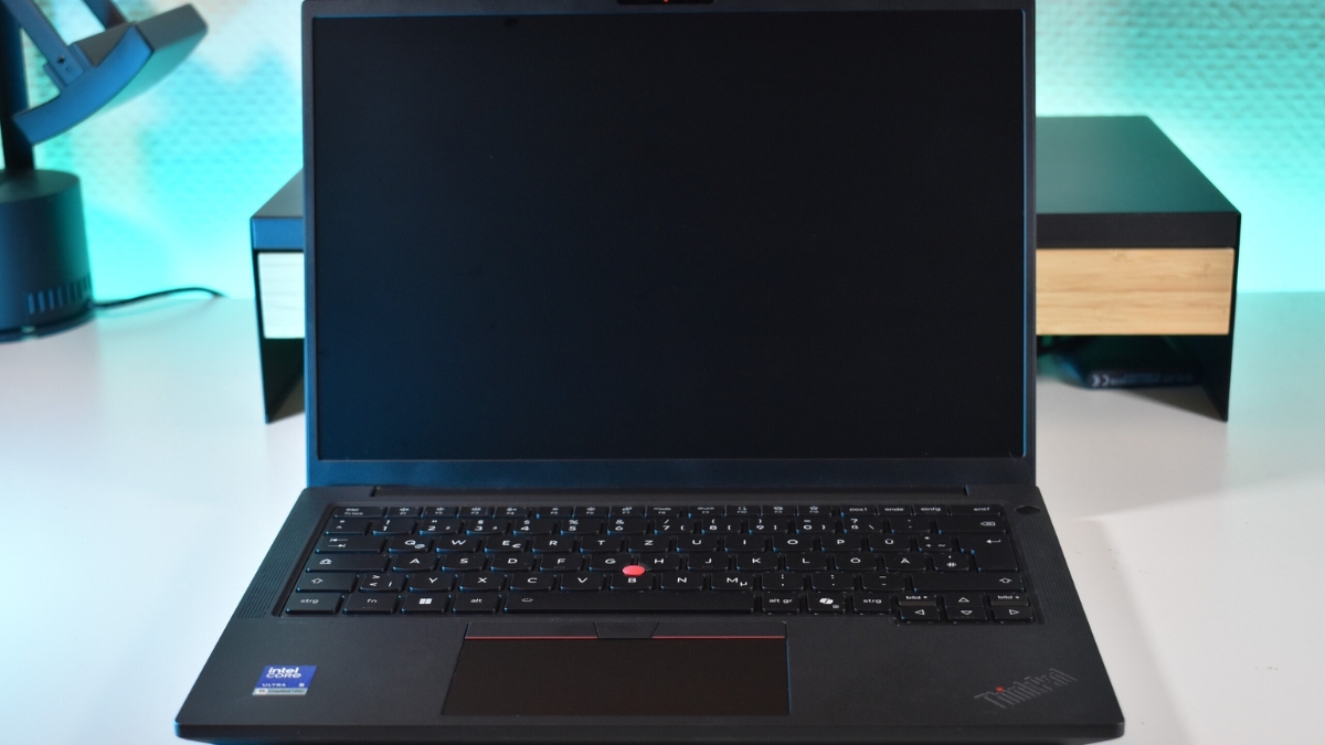Đánh giá Lenovo ThinkPad T14 Gen 7 phù hợp cho doanh nghiệp, văn phòng với thiết kế bền bỉ và hiệu năng ổn định.