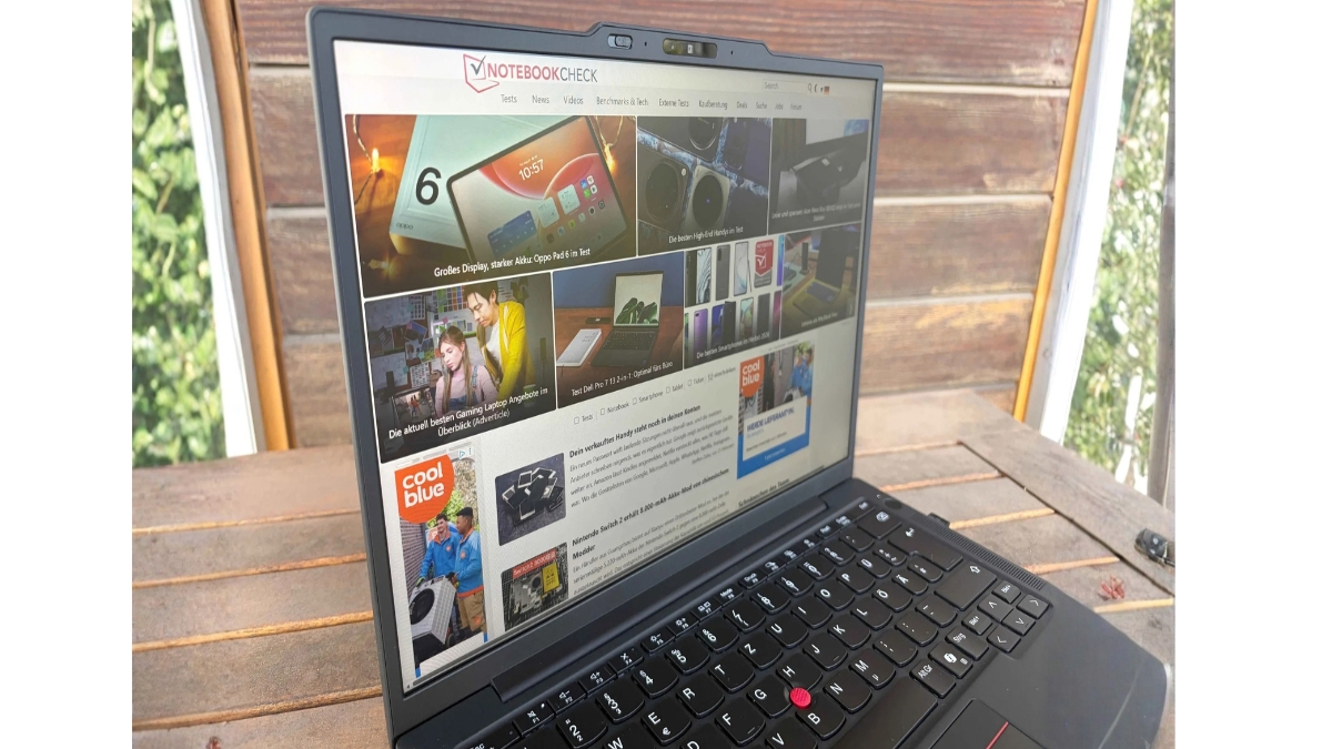Đánh giá Lenovo ThinkPad X13 Gen 7 AMD với màn hình IPS chống chói