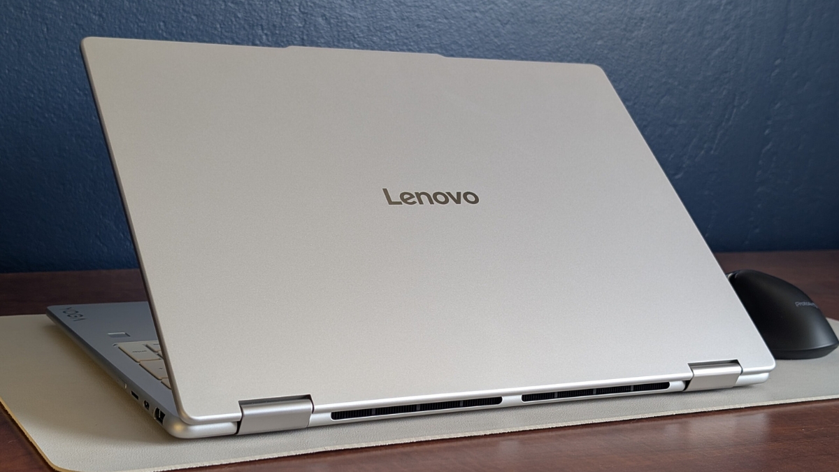 Đánh giá Lenovo Yoga 7 16AGP11: Ryzen AI 7 445 hụt hơi, thiết kế xoay gập mà tới 16 inch và 1.8kg liệu có ổn? Đánh giá Lenovo Yoga 7 16AGP11: Ryzen AI 7 445 hụt hơi, thiết kế xoay gập mà tới 16 inch và 1.8kg liệu có ổn?