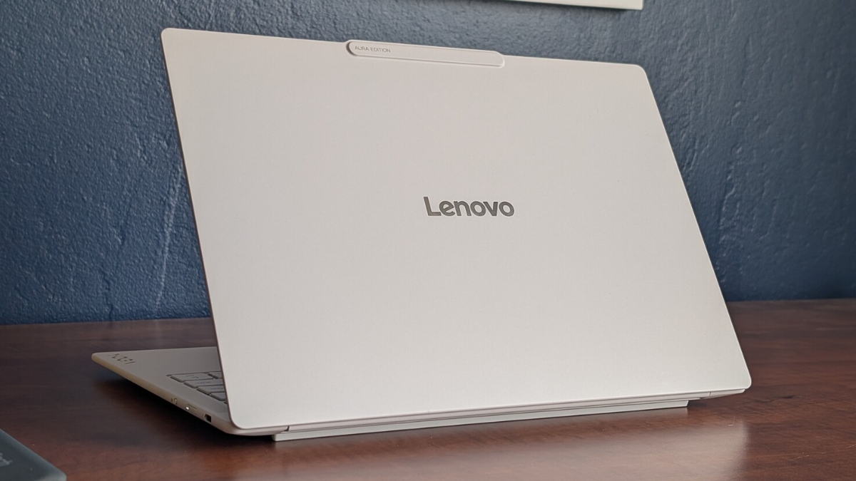 Đánh giá Lenovo Yoga Slim 7 Ultra 14IPH11 thiết kế mỏng nhẹ cao cấp cạnh tranh Dell XPS 14