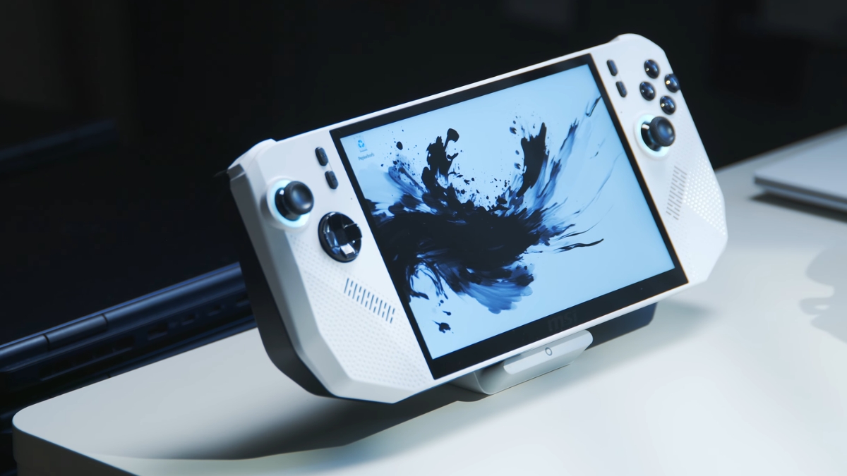 Đánh giá MSI Claw A8 – gaming handheld với Ryzen Z2 Extreme, Radeon 890M và màn hình 8 inch 120Hz