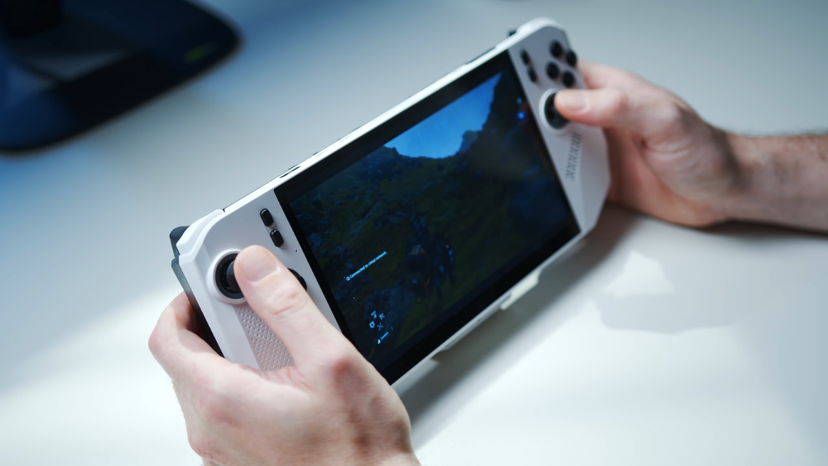 Đánh giá MSI Claw A8 – thời lượng pin 80Wh trong các bài kiểm tra sử dụng thực tế