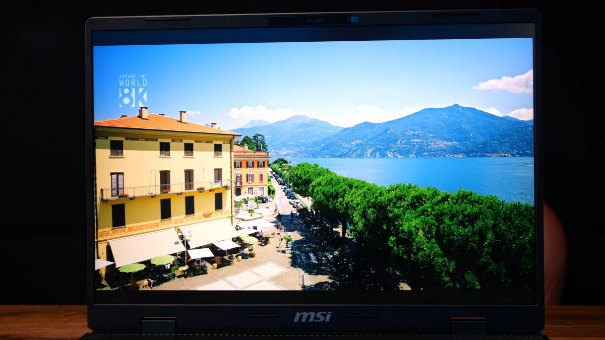 Đánh giá MSI Crosshair 16 HX AI với màn hình qhd 240hz độ sáng cao và loa stereo đáp ứng nhu cầu giải trí cơ bản