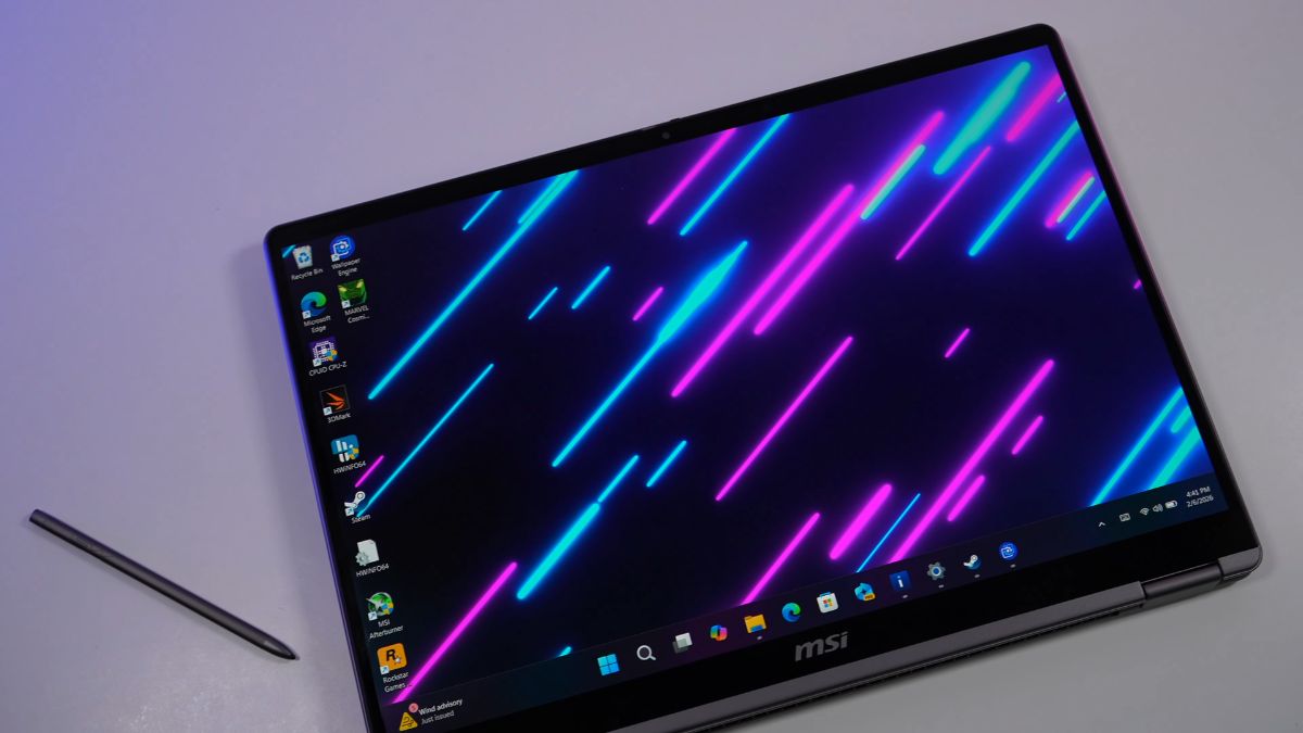Đánh giá MSI Prestige 14 Flip AI+ màn hình cảm ứng hỗ trợ bút stylus đi kèm