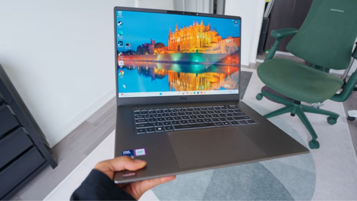 Đánh giá MSI Prestige 16 AI+ với màn hình OLED 16 inch và Intel Arc B390
