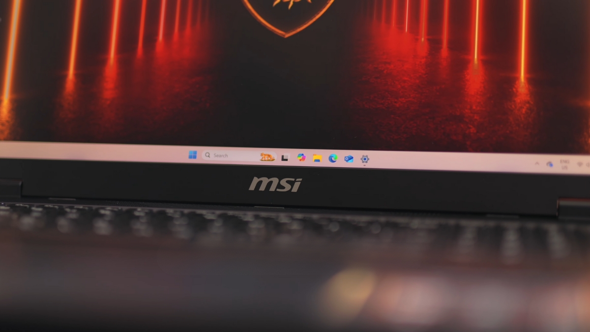 Đánh giá MSI Stealth 18 HX AI – laptop mỏng nhẹ với CPU Intel Core Ultra 9 275HX và GPU RTX 5080, cân bằng hiệu năng mạnh mẽ.