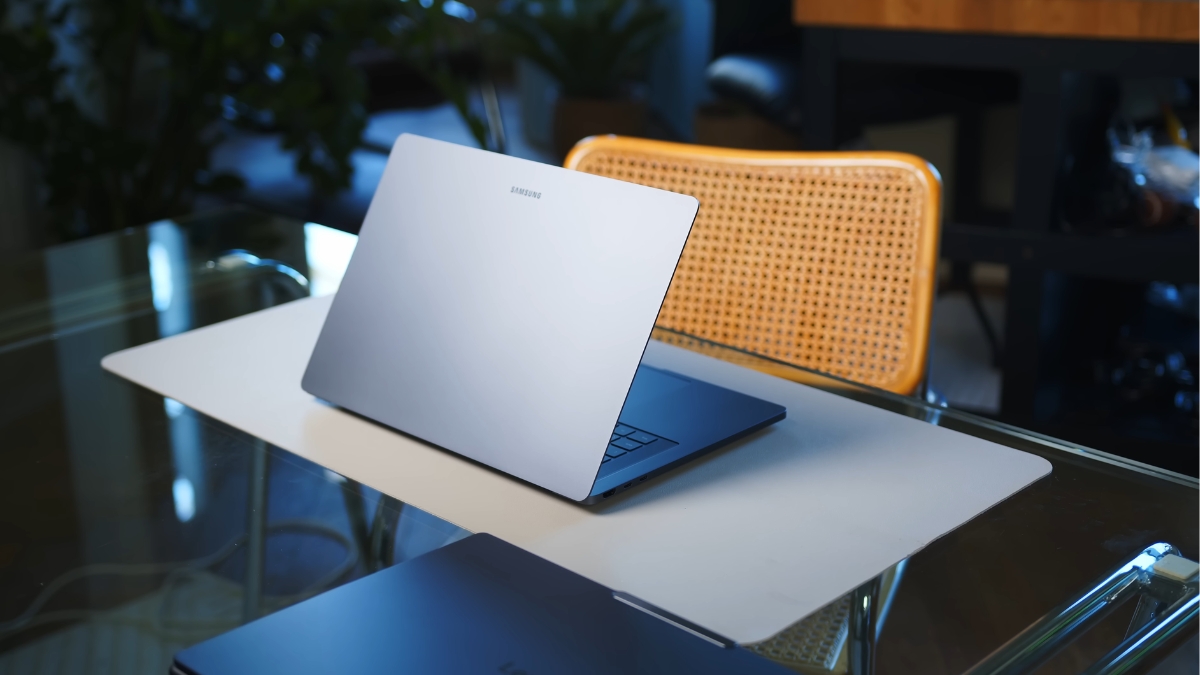 Đánh giá Samsung Galaxy Book6 Ultra với thiết kế nhôm nguyên khối cao cấp và hoàn thiện chắc chắn