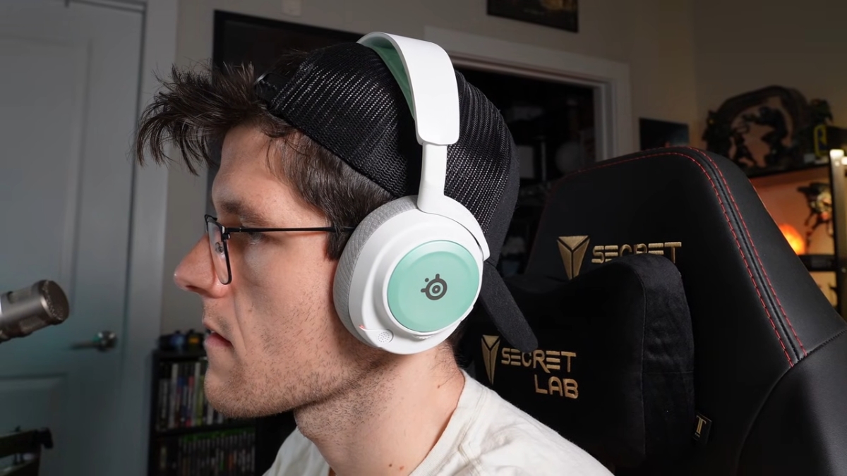 Đánh giá SteelSeries Arctis Nova 7X Gen 2 với thiết kế cách âm thụ động và pin bền bỉ