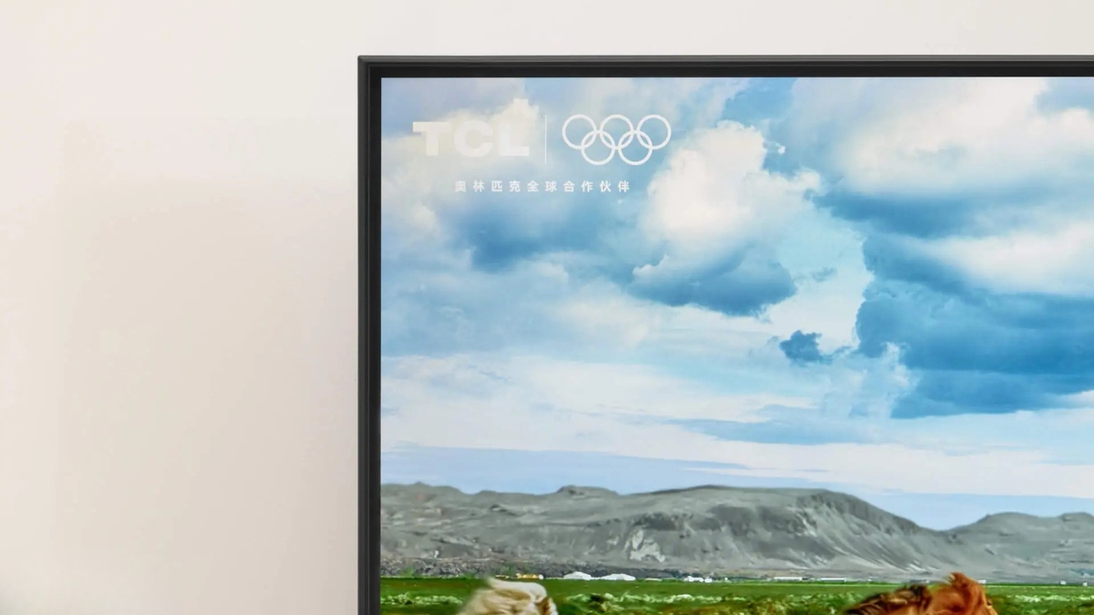 Đánh giá TCL T7M Pro với thiết kế viền mỏng và khung kim loại cao cấp