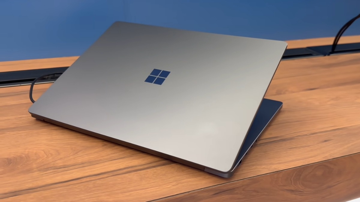 Microsoft "chơi lớn" với Surface Laptop Ultra: Chọn RTX Spark để tái định nghĩa tương lai AI PC
