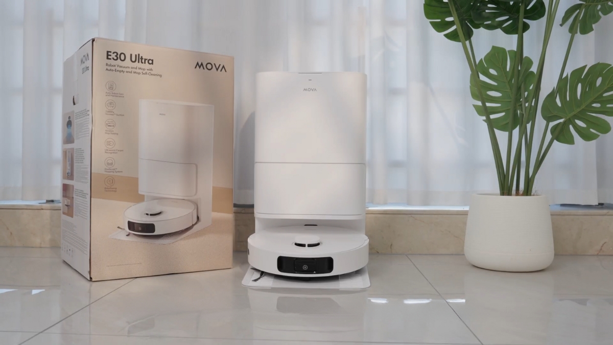 Robot hút bụi lau sàn Mova E30 Ultra với lực hút 7,000Pa, hệ thống giẻ lau kép DuoScrub™, pin 5,200mAh, có khả năng xử lý bụi mịn, lông thú cưng và các vết bẩn cứng đầu trên sàn nhà, phù hợp cho không gian rộng.