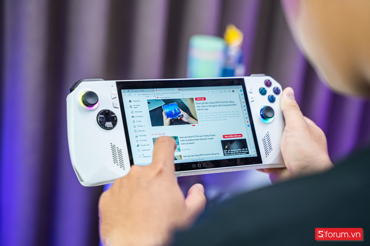 So sánh Xbox Ally và ROG Ally
