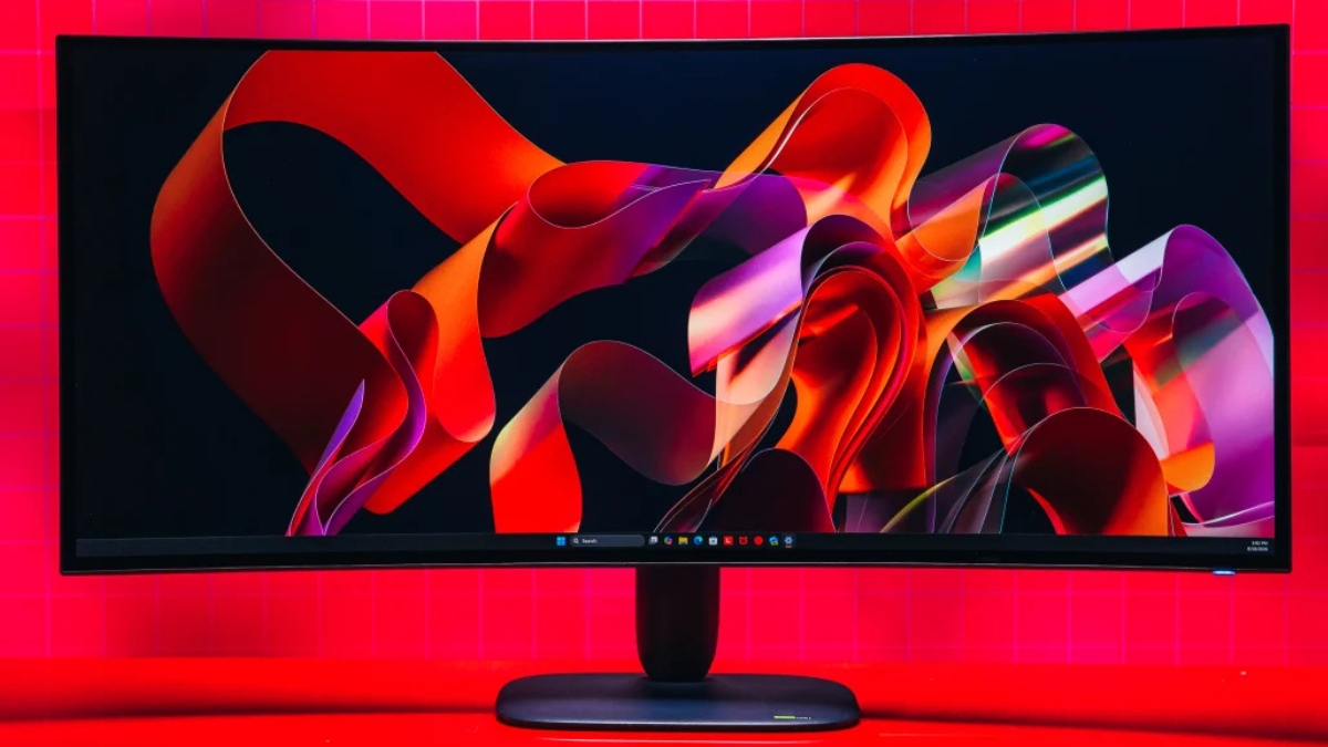 Trên tay Alienware AW3926QW với màn hình OLED 39 inch độ phân giải 5K sắc nét