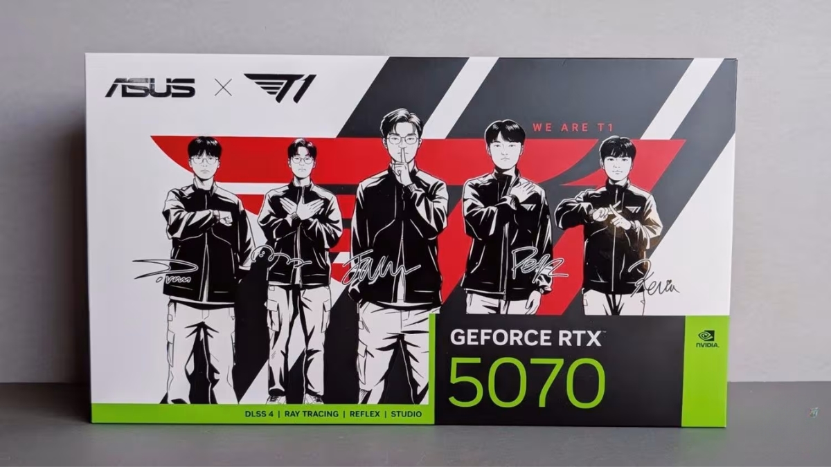 Trên tay ASUS T1 GeForce RTX 5070 OC Edition: Khi tình yêu T1 lên dàn PC