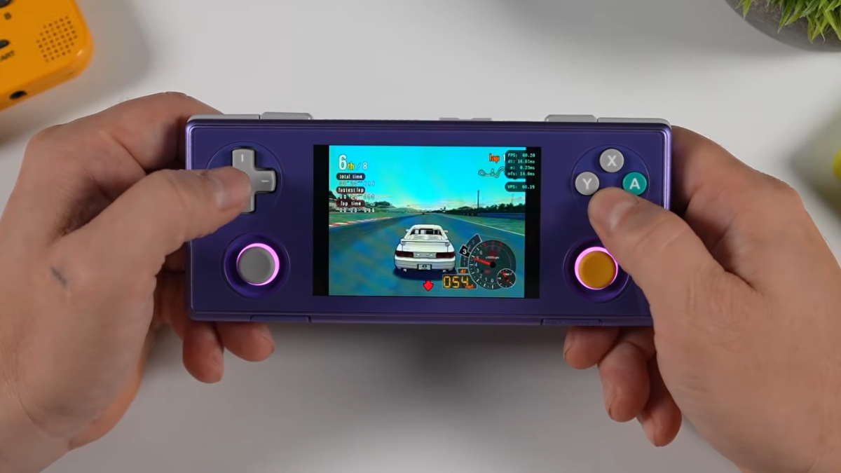 Trên tay AYANEO Pocket Micro 2 trải nghiệm giả lập GameCube và Wii