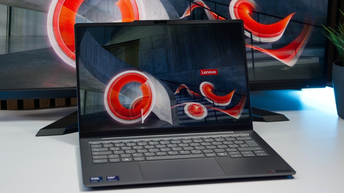 Đánh giá Lenovo ThinkBook 14x với màn hình IPS 14 inch, tần số quét 120Hz.