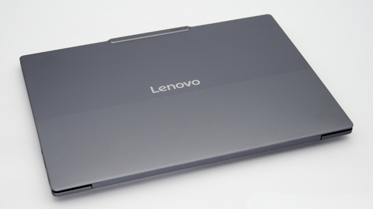 Đánh giá Lenovo ThinkBook 14x với thiết kế gọn nhẹ, vỏ nhôm cao cấp.