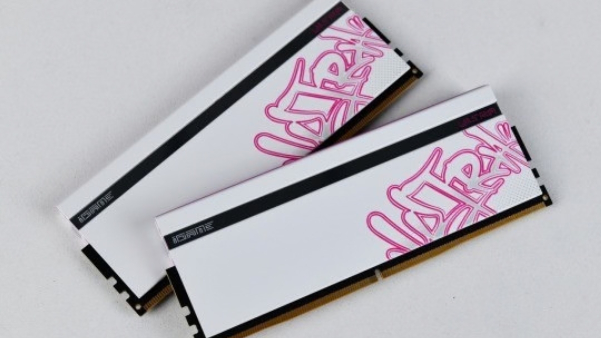 Trên tay COLORFIRE MEOW Orange House với RAM iGame Ultra II DDR5 màu trắng không RGB