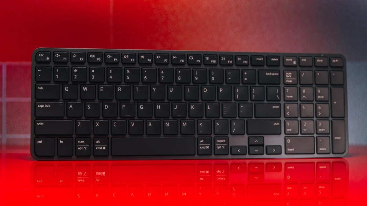 Trên tay Dell Pro 7 KB746: Bàn phím siêu tụ điện sạc siêu tốc, giá 1.55 triệu