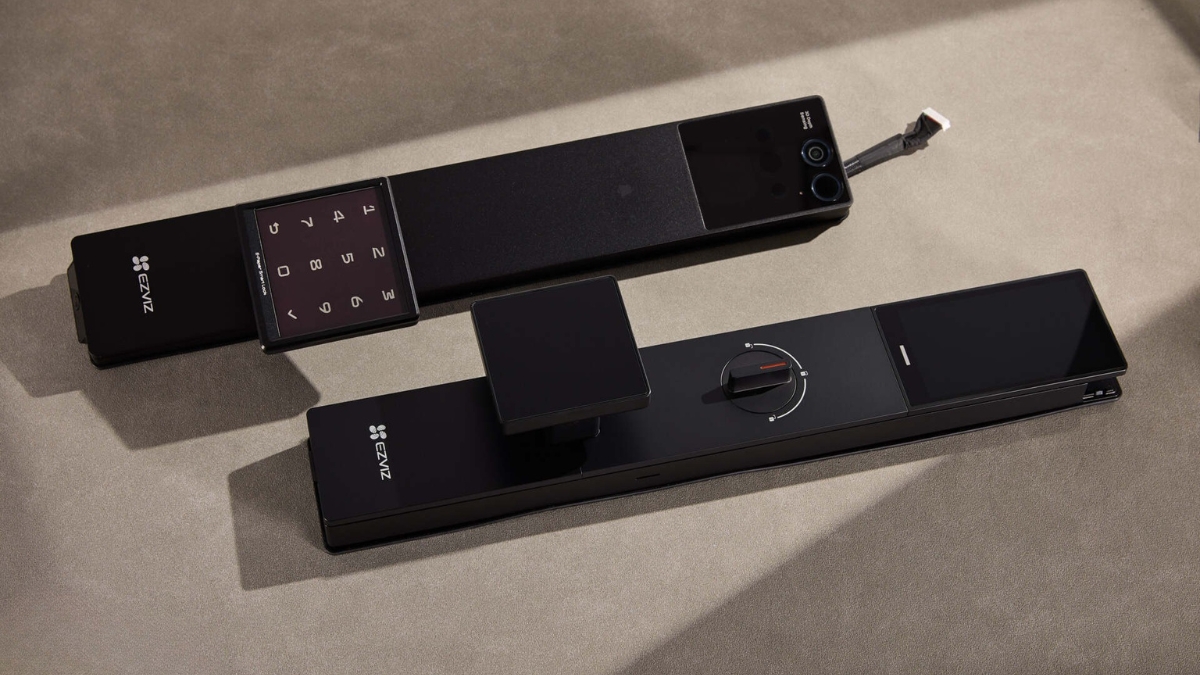 Trên tay Ezviz Y5000FVX Ultra với pin kép 4,200 mAh và tùy chọn sạc mặt trời.