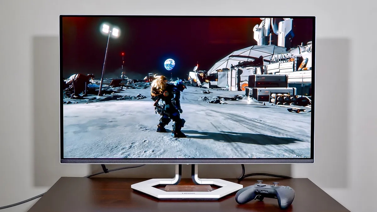 Trên tay Lenovo Legion OLED 4K 240Hz với thiết kế màn hình gaming cao cấp