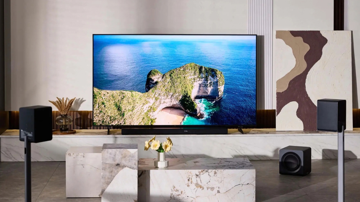 Trên tay loa thanh TCL Q95K: Công suất đỉnh 1,420W, tham vọng đưa rạp phim về nhà.