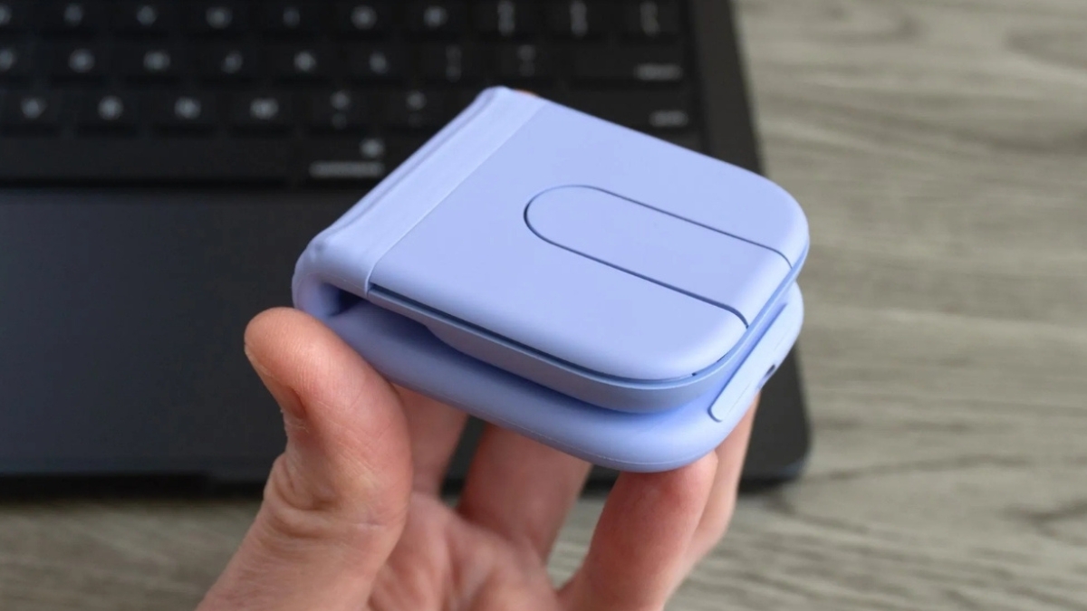Trên tay Logitech Mobi Fold với thiết kế gập độc đáo và trọng lượng chỉ 79 gram