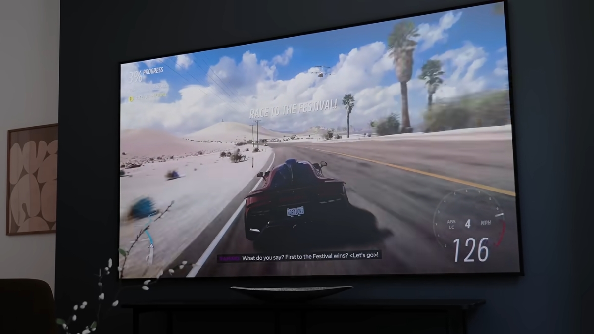 Trên tay Hisense XR10 với chế độ Gaming Mode hỗ trợ chơi game trên màn hình lớn
