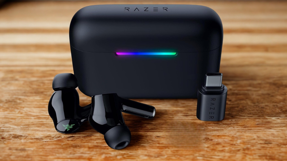 Trên tay Razer Hammerhead V3 HyperSpeed với điều khiển cảm ứng và hộp sạc tích hợp đèn RGB