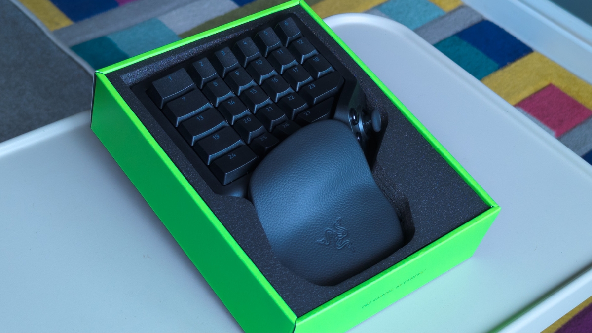 Trên tay Razer Tartarus V2 Pro mở hộp chi tiết thiết bị